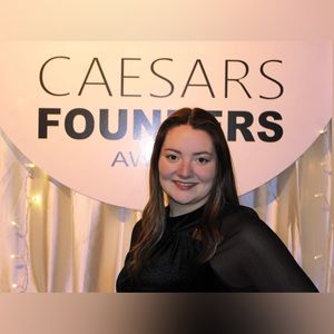 Meet your Posher, Elizabeth